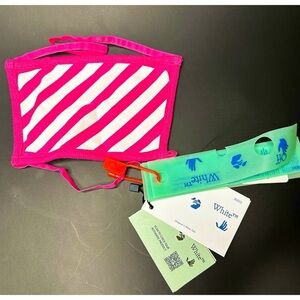 OFF-WHITE Diagonal Graphic Print Face Mask Fuchsia/white